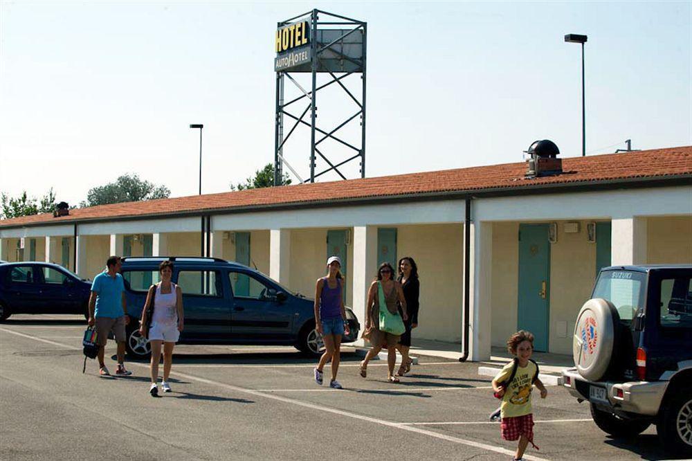 Autohotel ראבנה מראה חיצוני תמונה